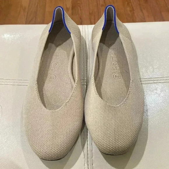 Rothy’s Ecru Round Toe Ballet Flats Sz 7.5 - Picture 1 of 6